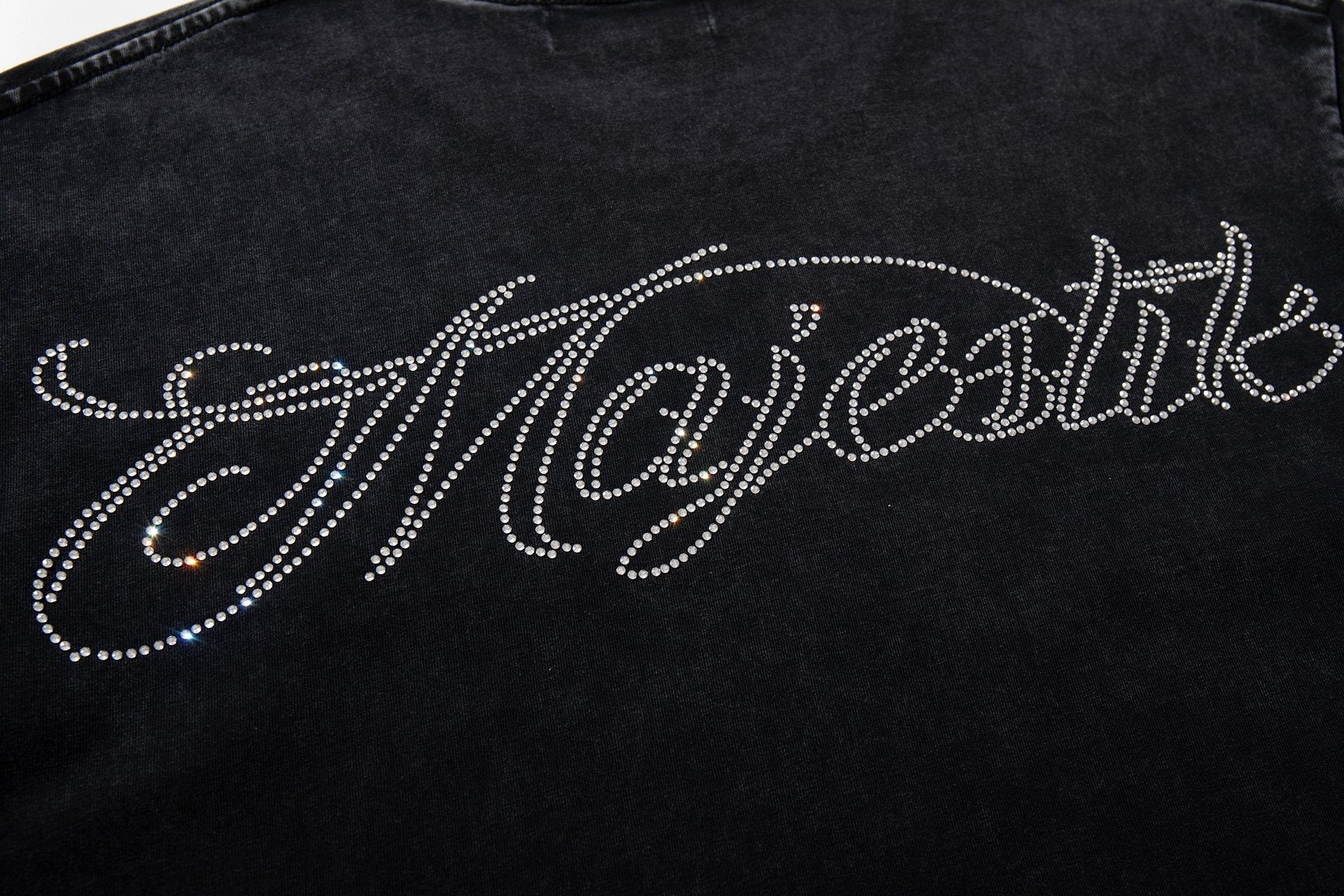 MAJESTIK Football Dog Graphic Short-Sleeve T-Shirt ¡ª detail