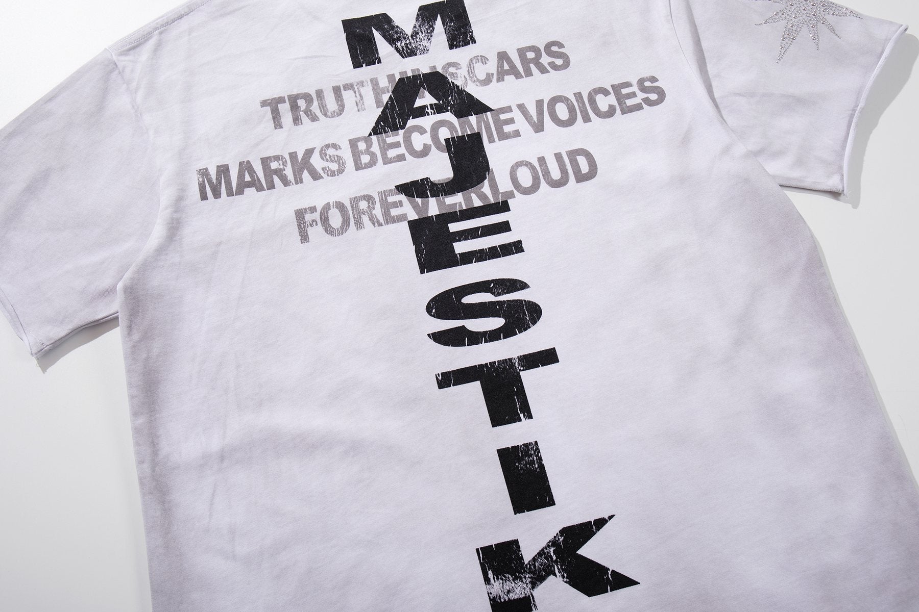MAJESTIK Rhinestone Graphic Short-Sleeve T-Shirt ¡ª detail