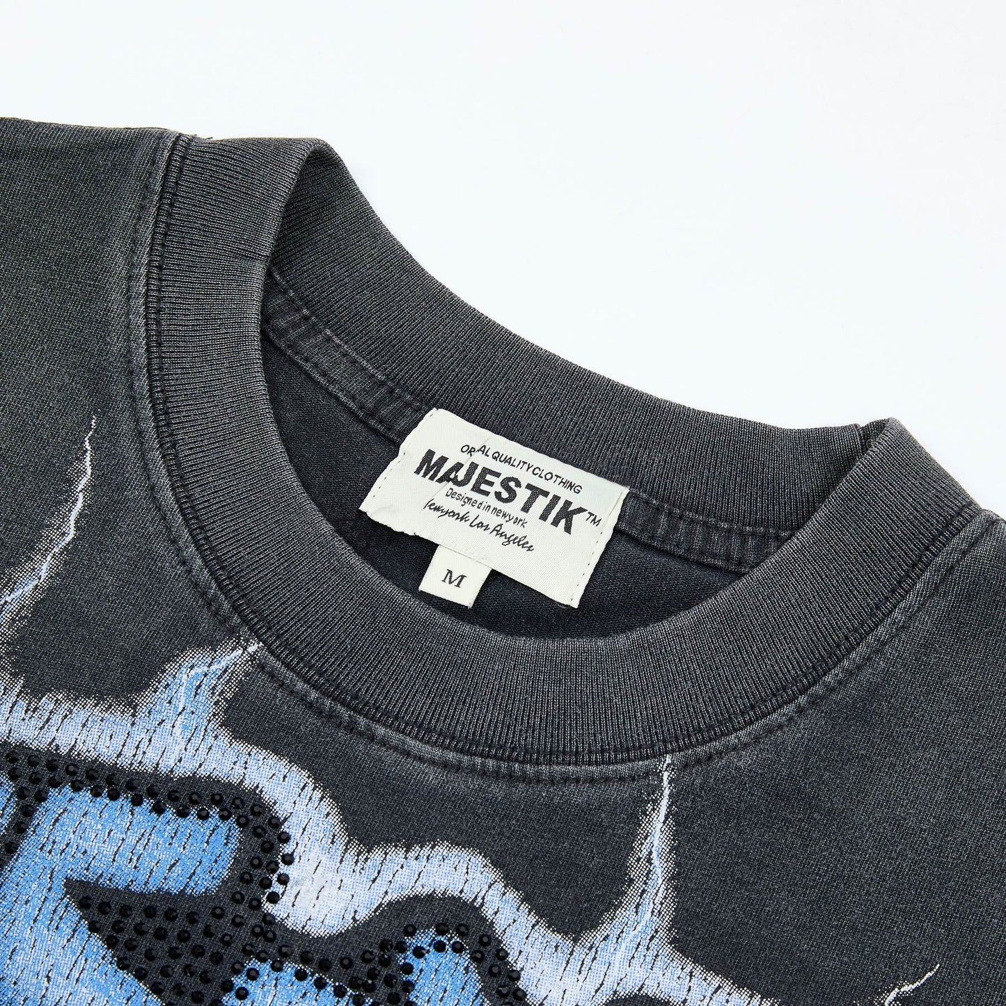 MAJESTIK Football Lion Graphic T-Shirt ¡ª neck_label