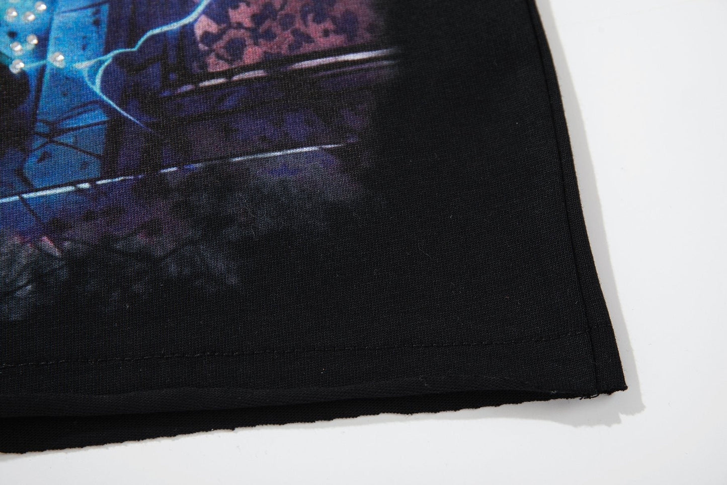 MAJESTIK Monster Graphic Short-Sleeve T-Shirt ¡ª detail