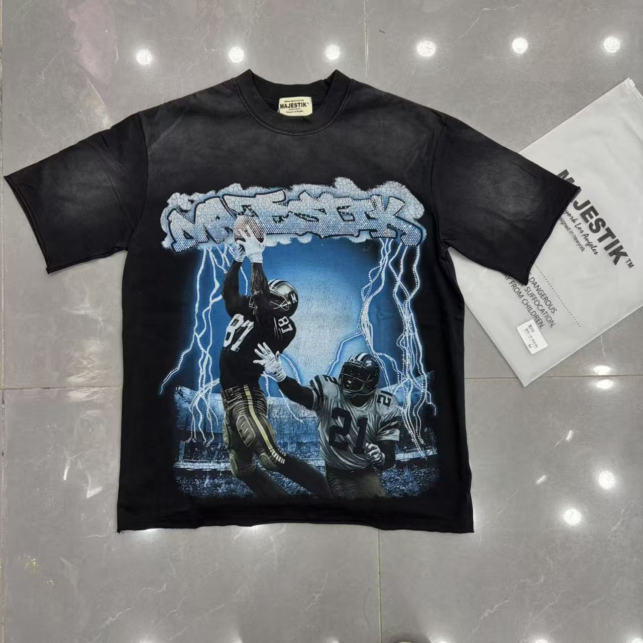 MAJESTIK Football Graphic T-Shirt ¡ª context